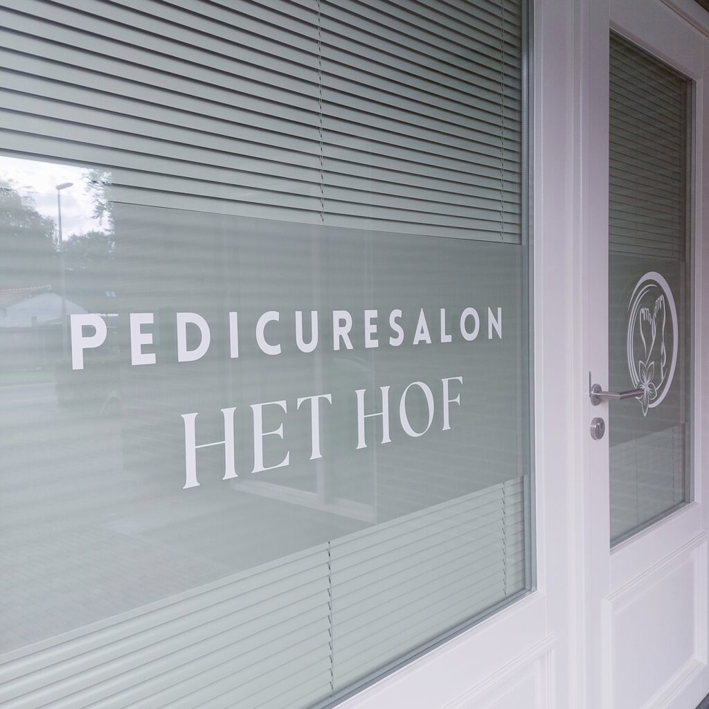 Pedicuresalon Het Hof hethof voordeur edit